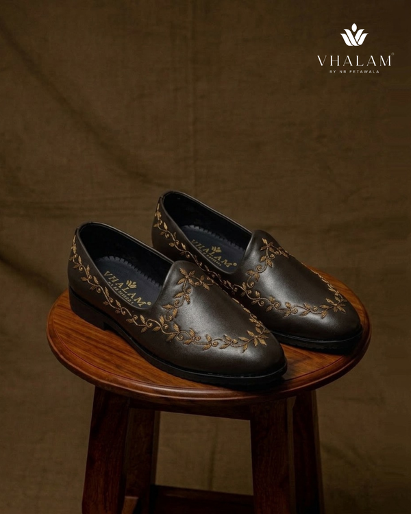 Bronze Falcon - Brown Hand Embraided Loafer
