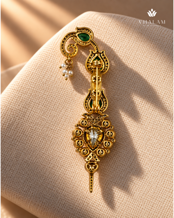Zarqa Green Stone Suit Brooch