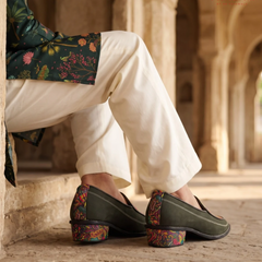 Handcrafted Maharaja Printed Green Wedding Loafers