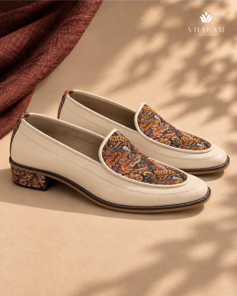 Handcrafted Maharaja Printed Cream Wedding Loafers
