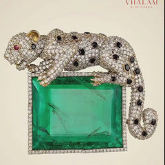 Royal Panther Emerald Green Stone Ceremonial Golden Brooch