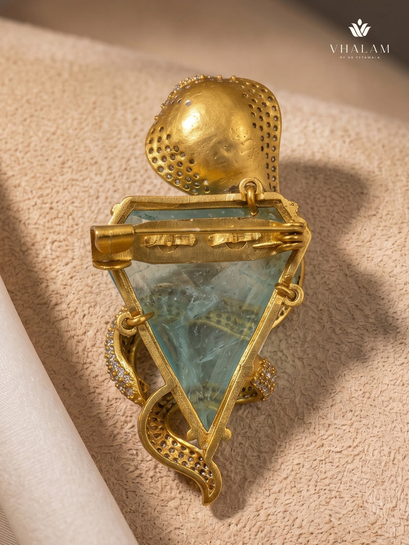Gold-Tone Cobra Brooch with Pastel Green Accent, rear view