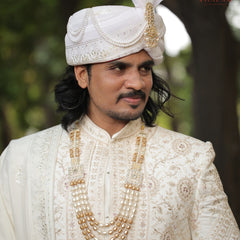 Groom Square Polki Side Pendant Kantha