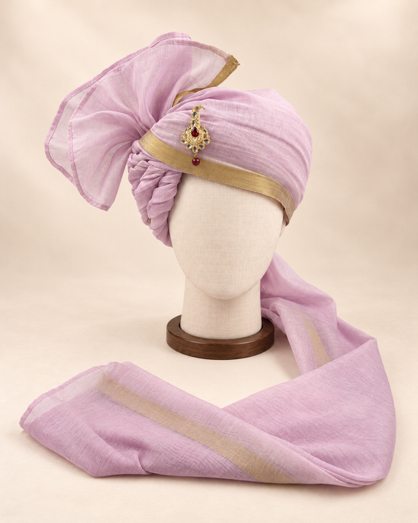 Front view of lavender gold border premium barati safa showing the gold-tone border and broad fan