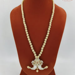 Groom Triangle Kundan Wagh Nakh Dual Mala